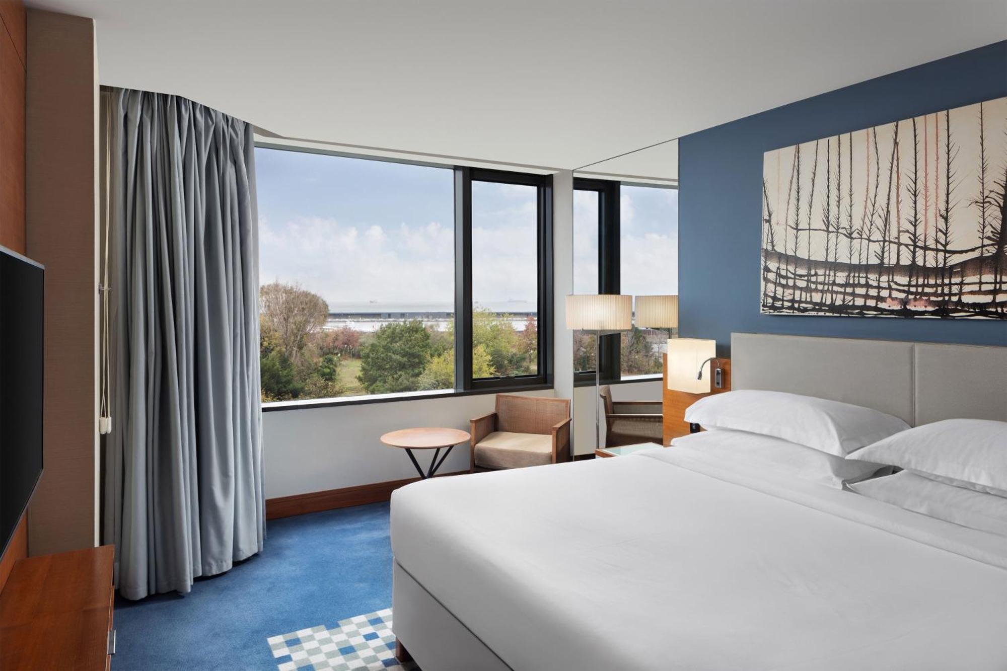 Sheraton Istanbul Atakoy Hotel Eksteriør bilde A guest room at the Hilton San Francisco